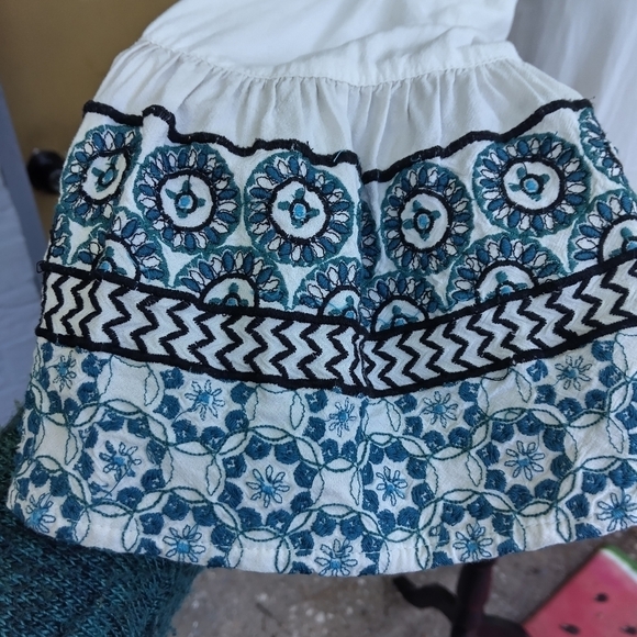 Women's Ann Taylor Loft White Blouse Embroidered Bell Sleeves Size Small Boho - Picture 2 of 3